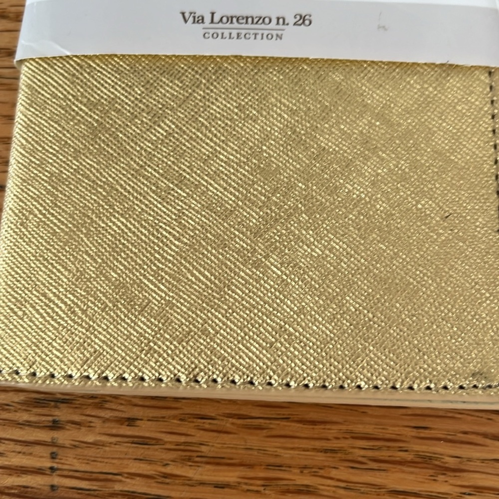 Via Lorenzo n.26 Collection Gold  Passport  Case - Picture 6 of 7